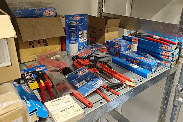 склад-с-инструментами.jpg склад-с-инструментами.jpg